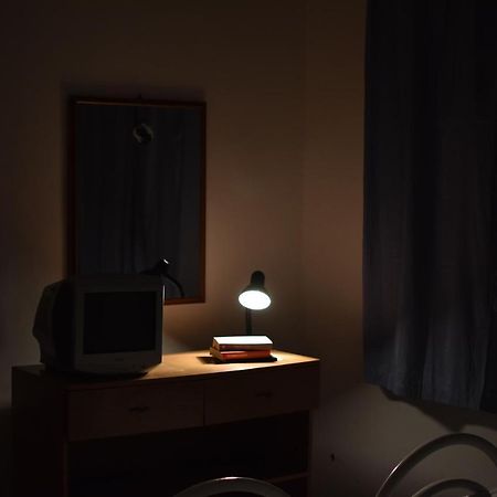 Private Apartment At Guest House Hektor & Aferdita Vlorë 外观 照片