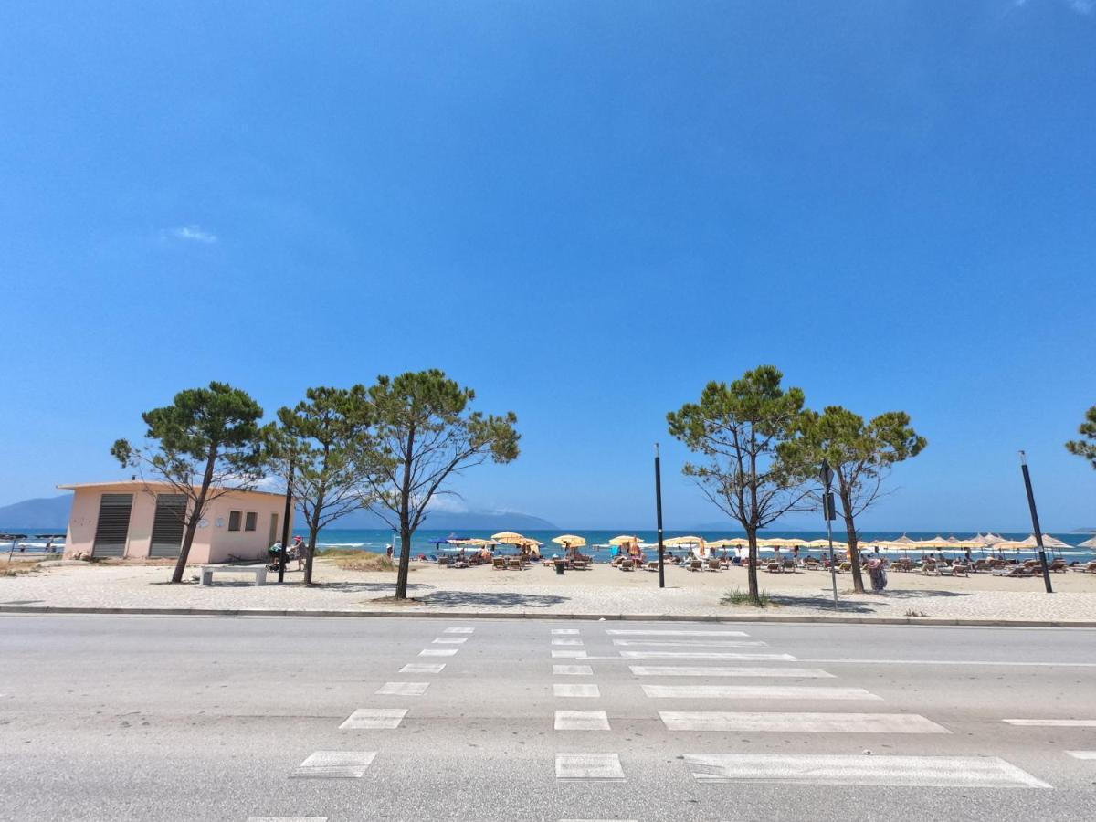 Private Apartment At Guest House Hektor & Aferdita Vlorë 外观 照片