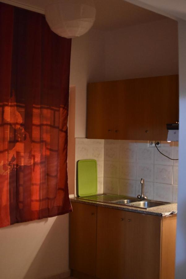 Private Apartment At Guest House Hektor & Aferdita Vlorë 外观 照片