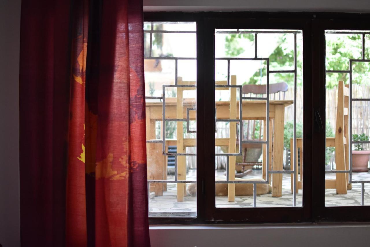 Private Apartment At Guest House Hektor & Aferdita Vlorë 外观 照片