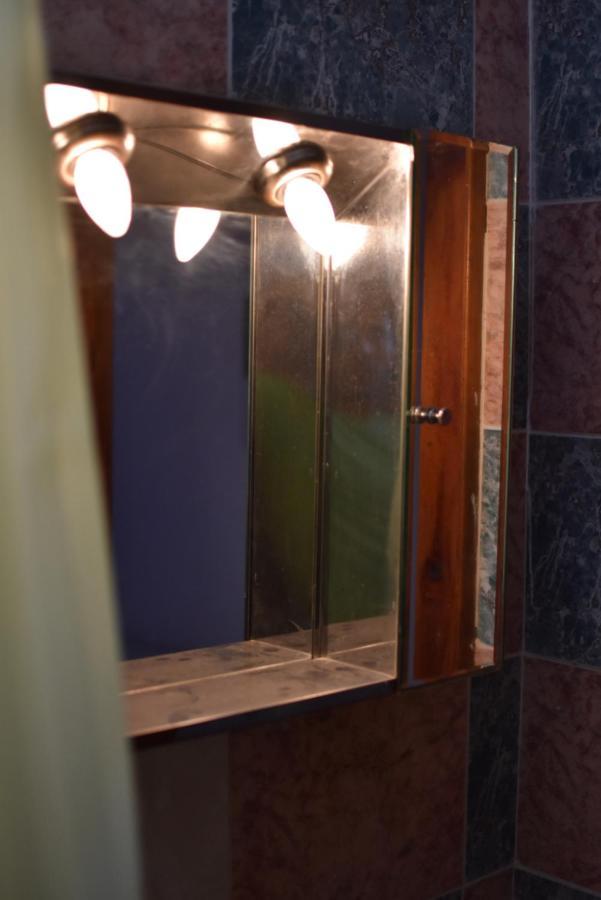 Private Apartment At Guest House Hektor & Aferdita Vlorë 外观 照片